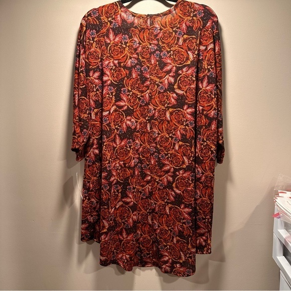NWT LulaRoe Lindsay Roses Sheer Open Front Cardigan Batwing Kimono Short Duster - Picture 11 of 14